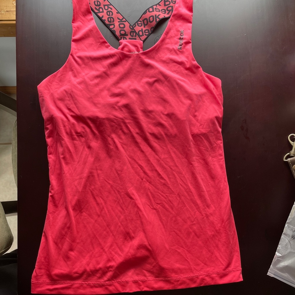Reebok racer back tank with shelf bra